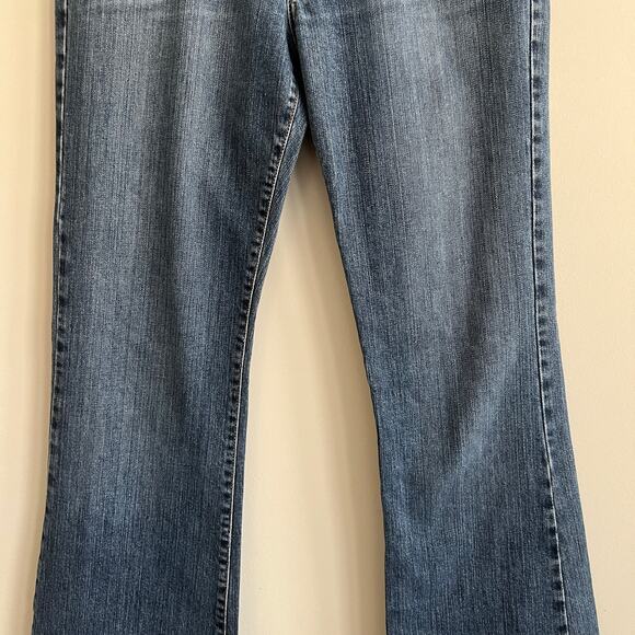 Lucky Brand Dungarees Denim Bootcut Jeans Size 10 81LS072 - Picture 3 of 10